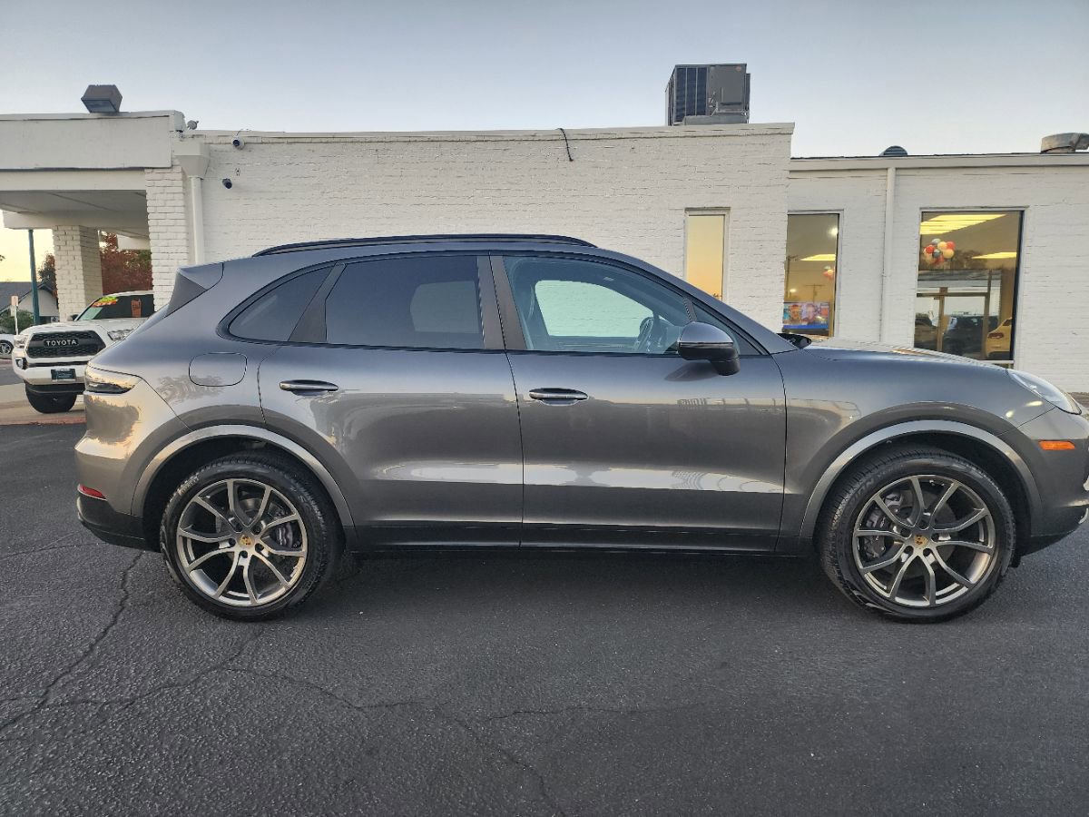 Used 2021 Porsche Cayenne image 7