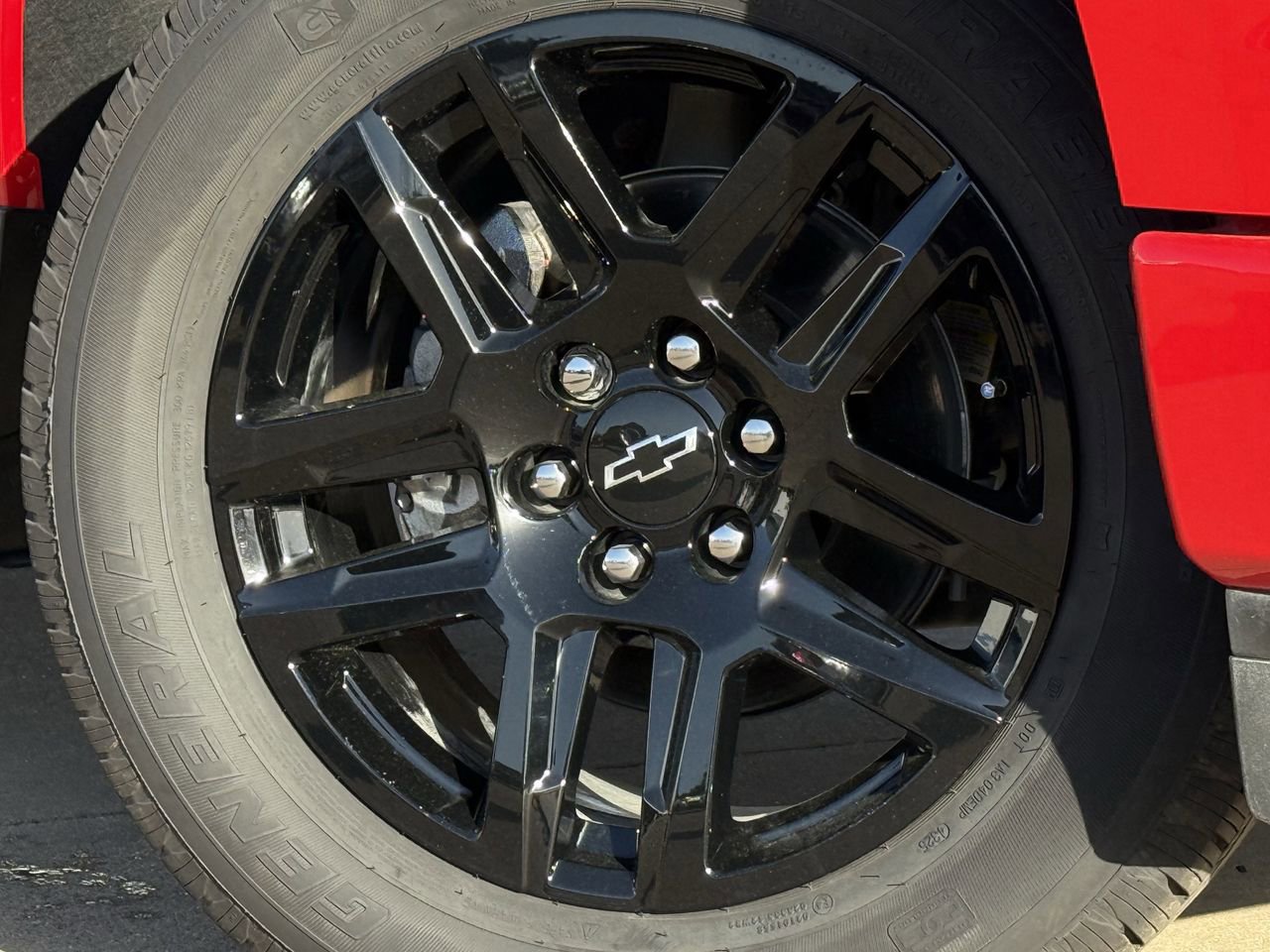 New 2026 Chevrolet Silverado 1500 Custom AWD/4WD image 9