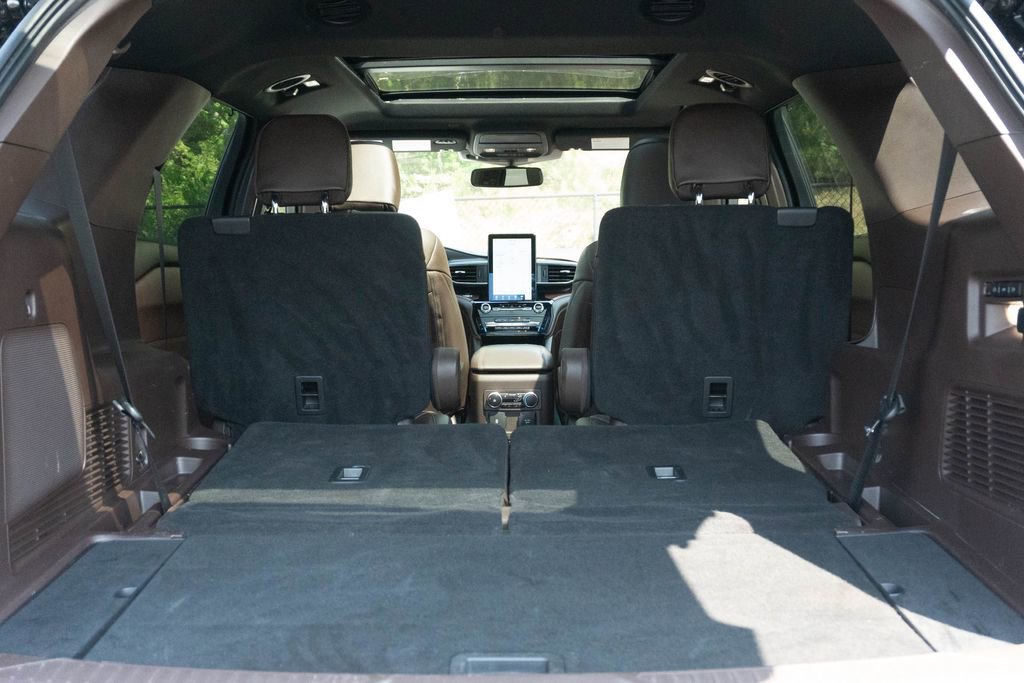 Used 2022 Ford Explorer King Ranch w/ Class IV Trailer Tow Package RWD image 14