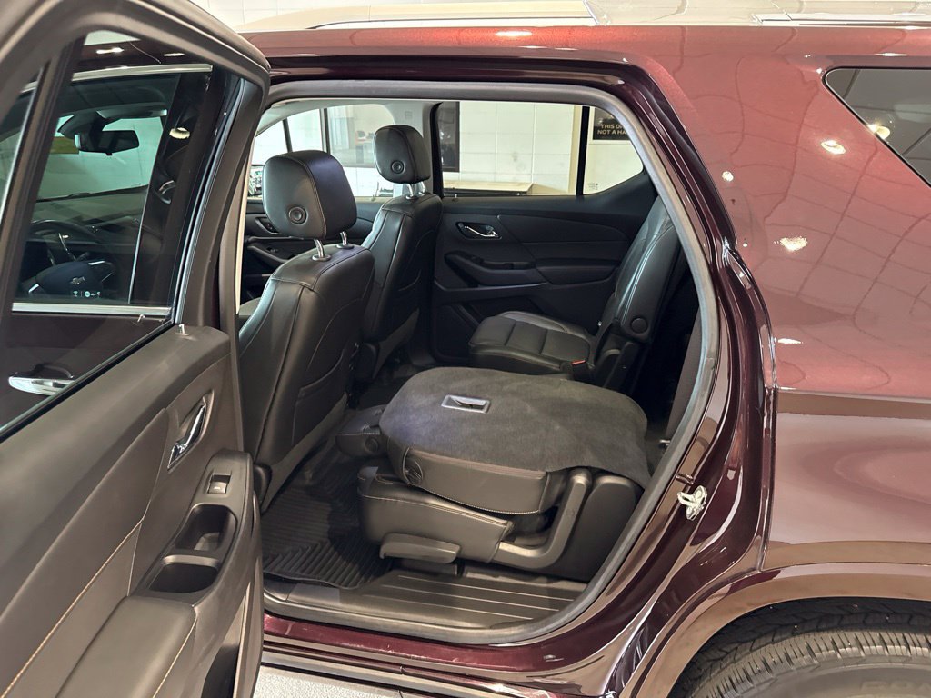 Used 2018 Chevrolet Traverse Premier AWD/4WD image 22