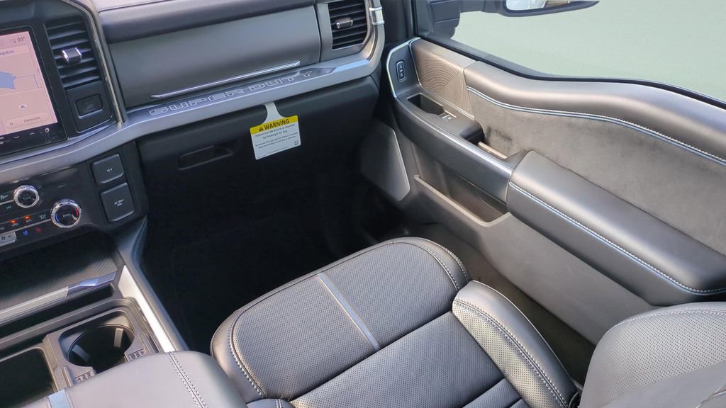 Used 2025 Ford F250 Platinum image 15