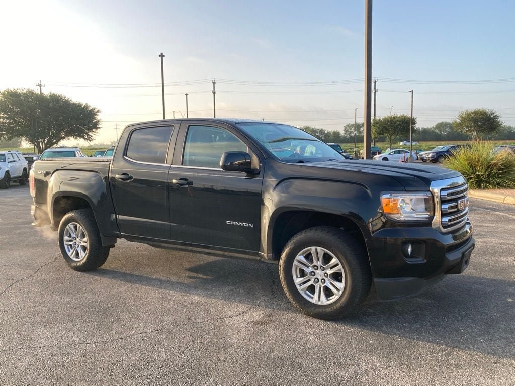 Used 2019 GMC Canyon SLE AWD/4WD image 2