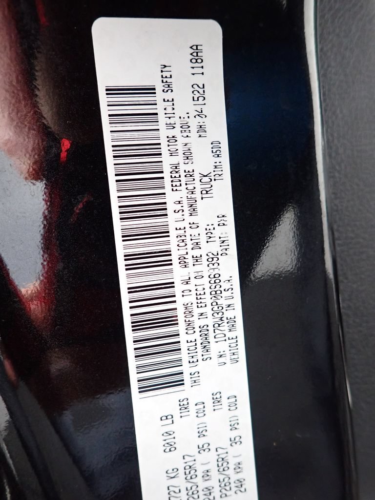 Used 2011 Dodge Dakota Big Horn w/ Skid Plate Group AWD/4WD image 40
