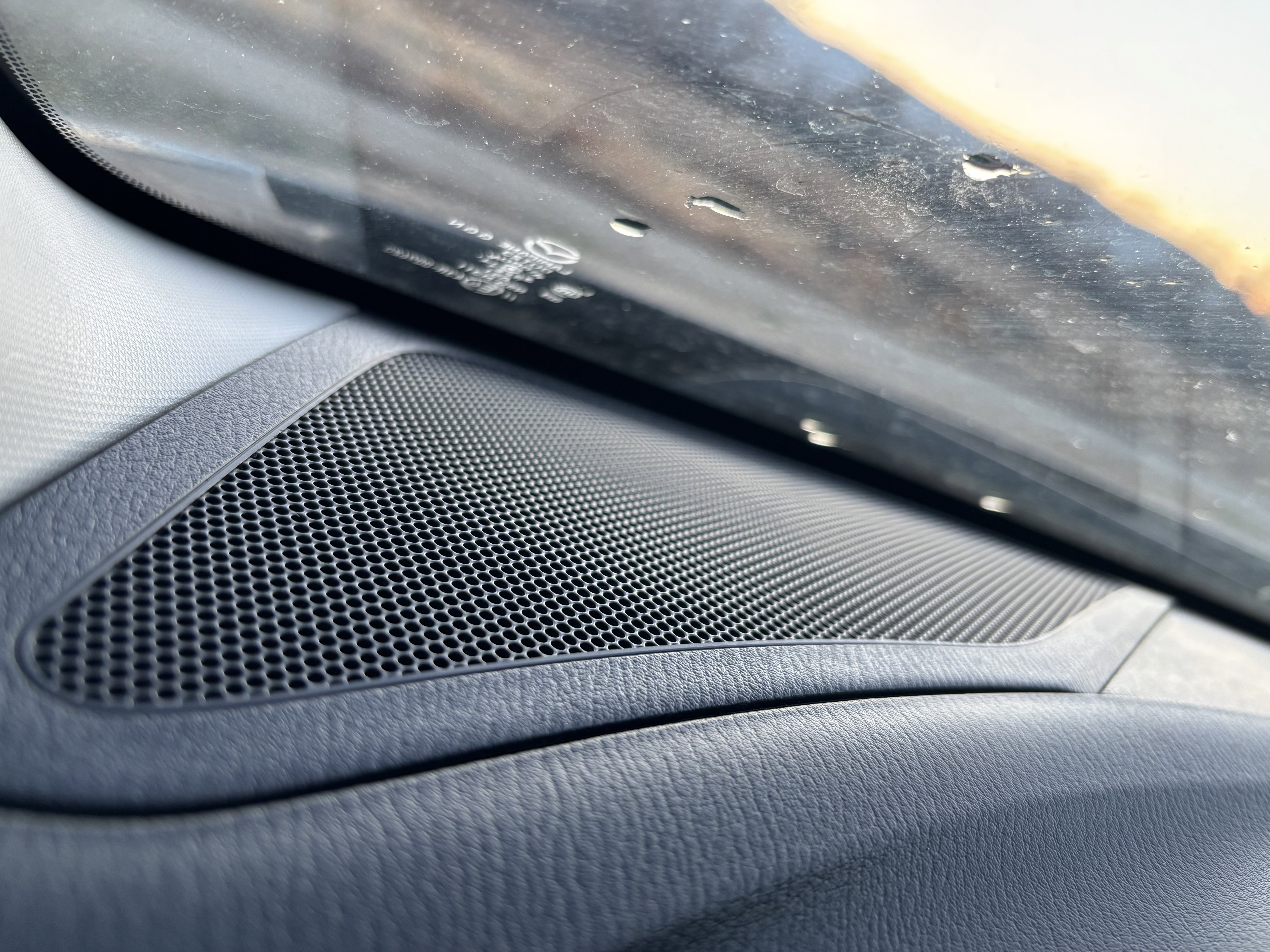 Used 2015 MAZDA MAZDA3 i SV image 18