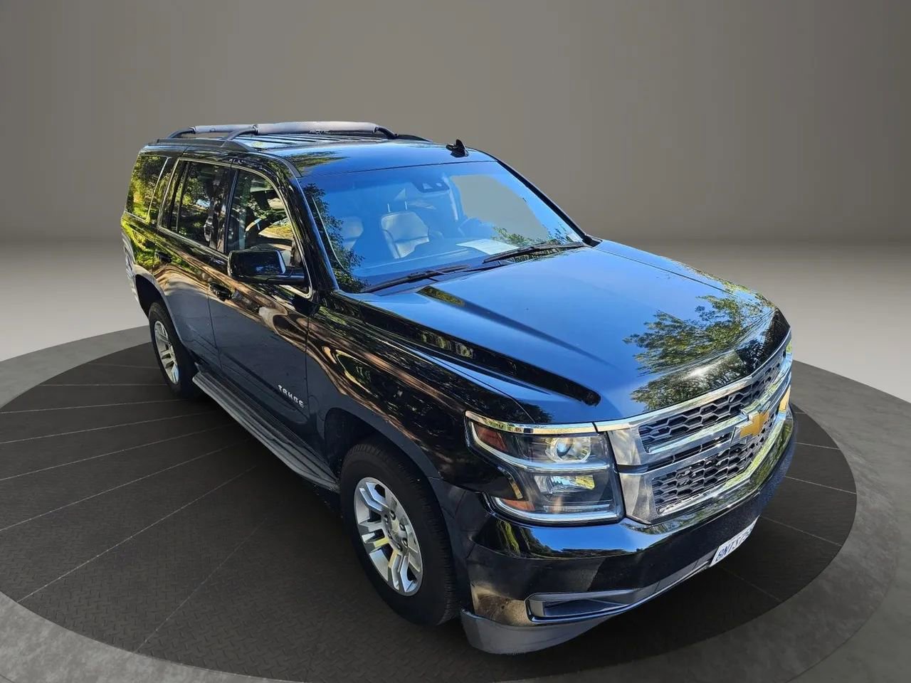 Used 2019 Chevrolet Tahoe LT image 14