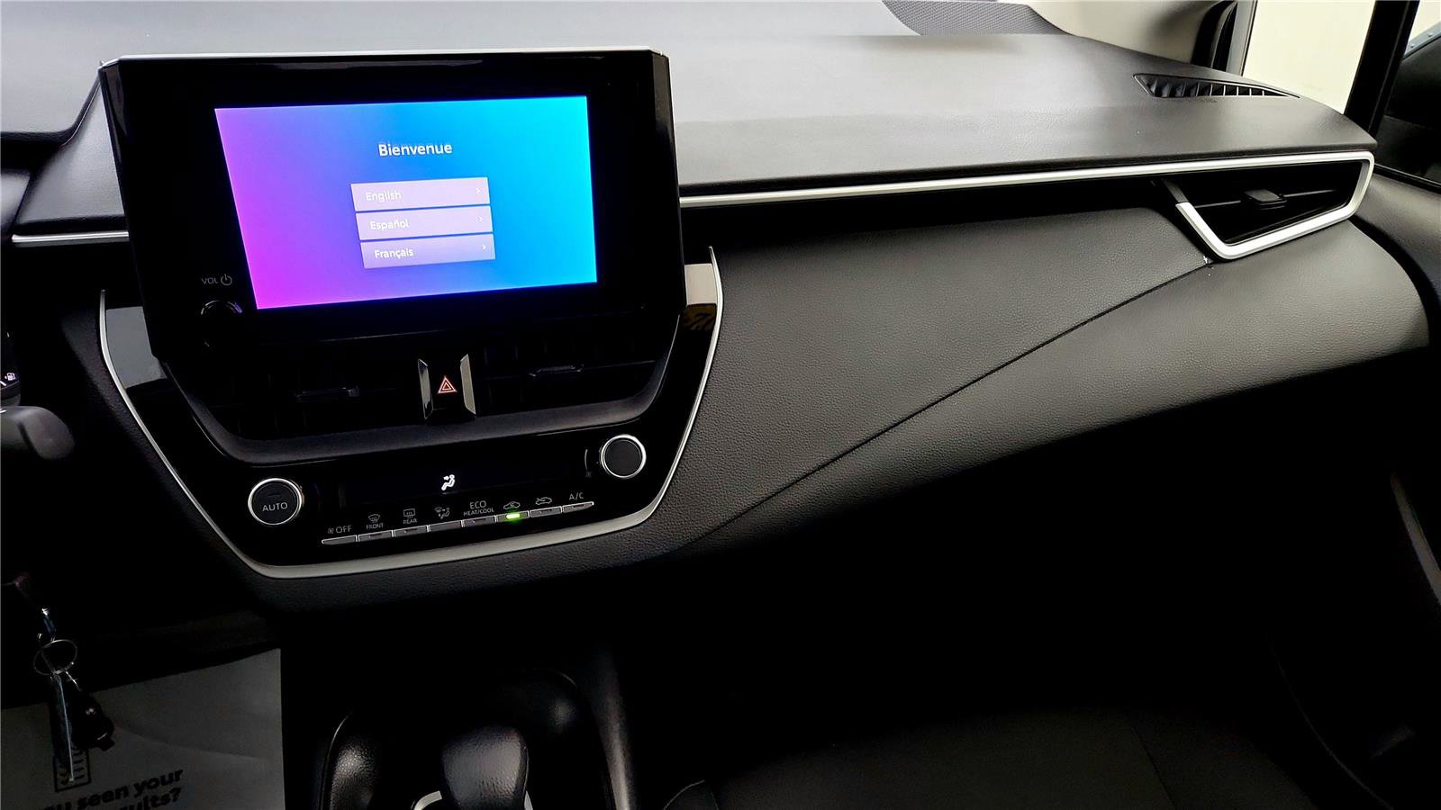 Certified 2024 Toyota Corolla LE image 29