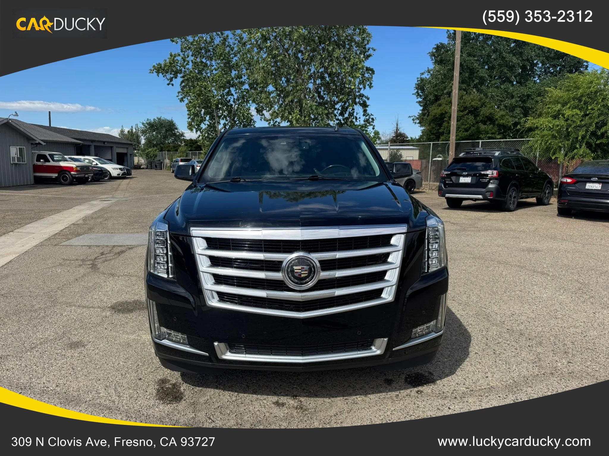 Used 2015 Cadillac Escalade Premium RWD image 2