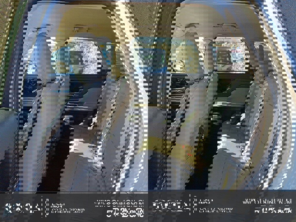 Certified 2022 Lincoln Corsair AWD w/ Equipment Group 101A image 10