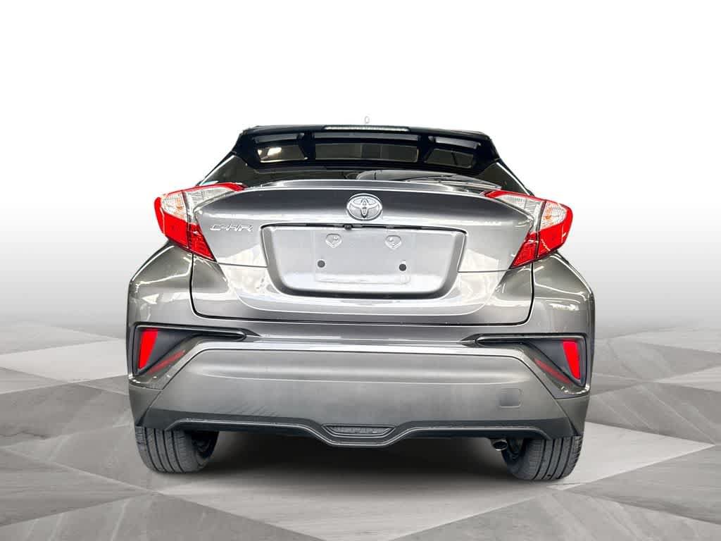 Used 2022 Toyota C-HR XLE FWD image 7