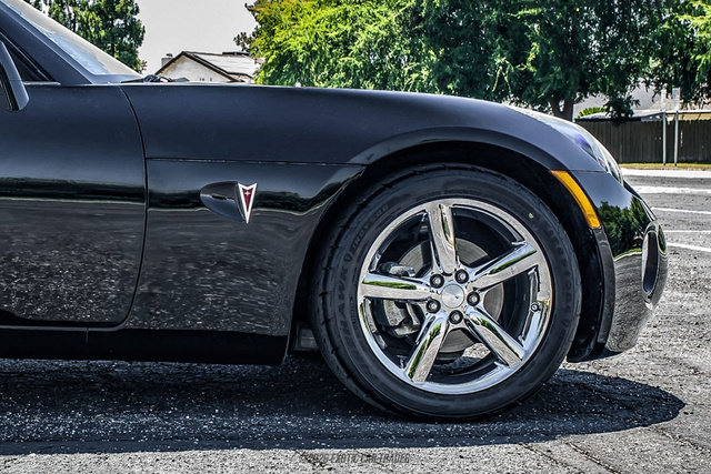 Used 2009 Pontiac Solstice GXP w/ Premium Package RWD image 11