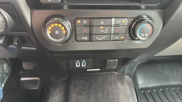 Used 2017 Ford F150 XLT w/ Equipment Group 302A Luxury AWD/4WD image 21