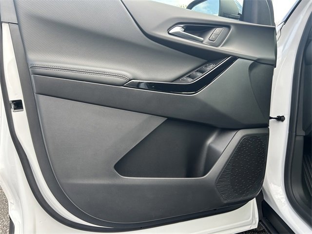 New 2026 Chevrolet Equinox LT w/ Midnight Edition image 18