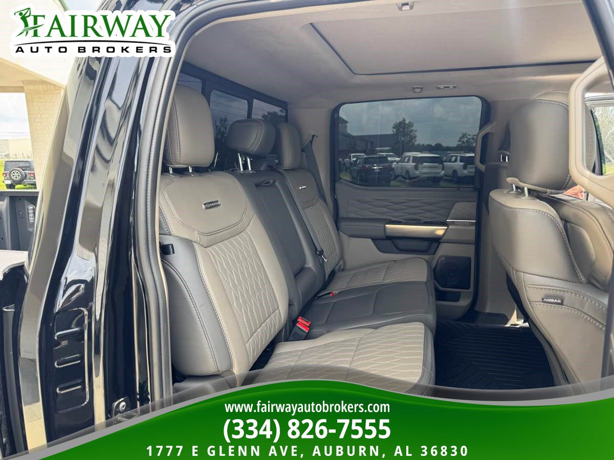 Used 2025 Ford F250 Platinum w/ Platinum Plus Package AWD/4WD image 13