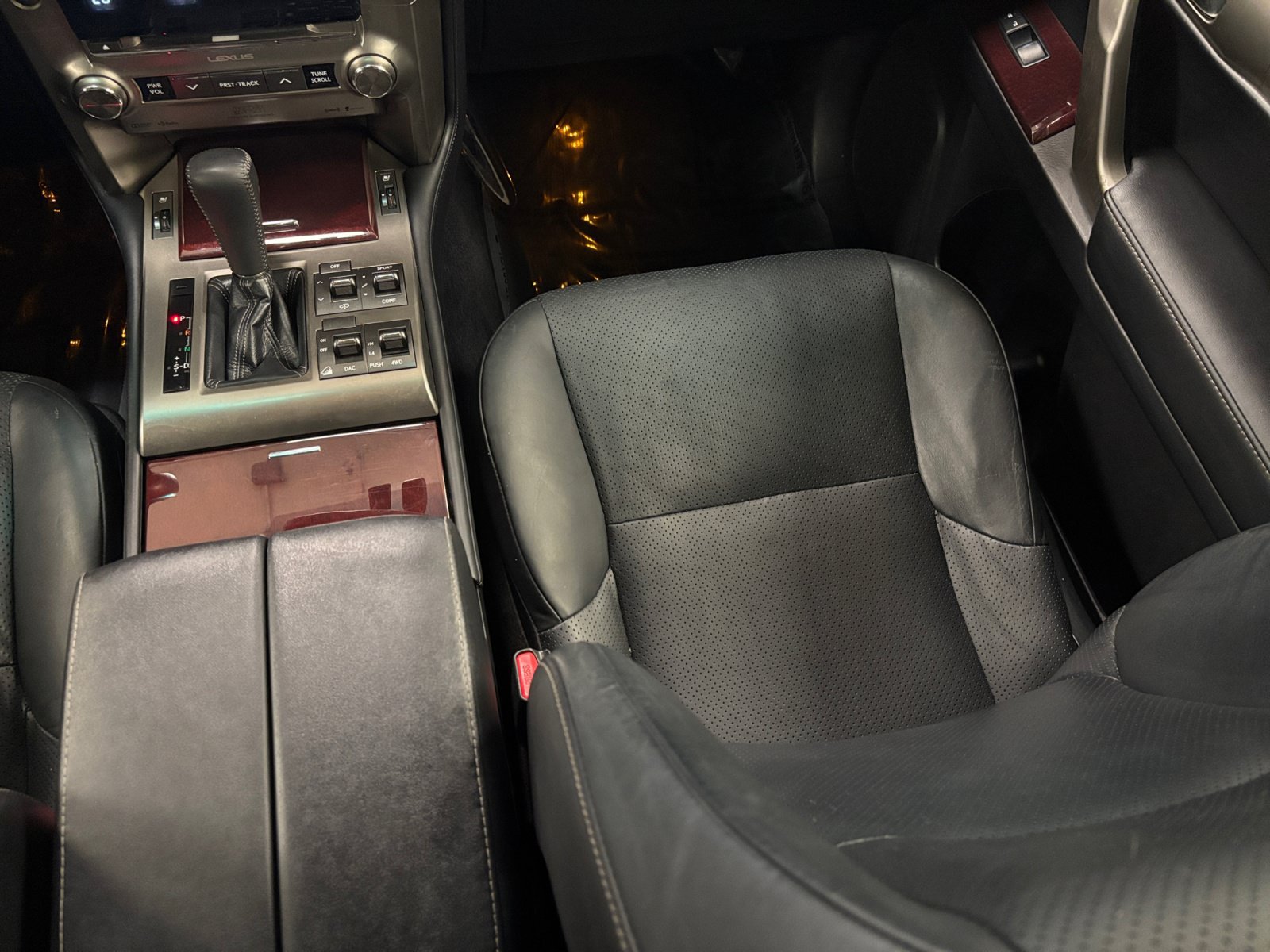 Used 2014 Lexus GX 460 Luxury AWD/4WD image 16