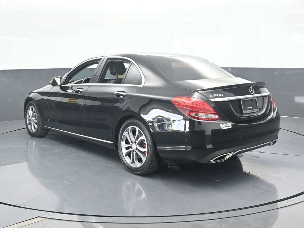 Used 2016 Mercedes-Benz C 300 Sedan image 4