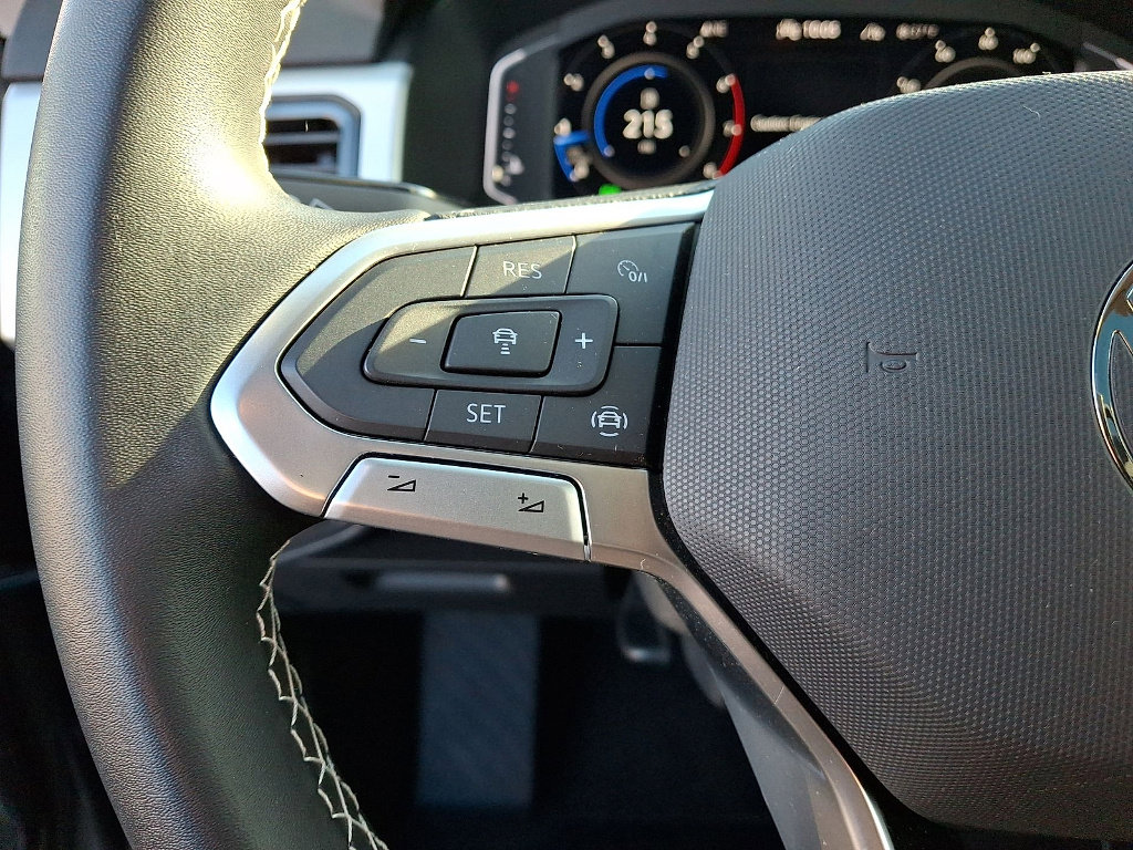 Used 2022 Volkswagen Atlas SE image 17