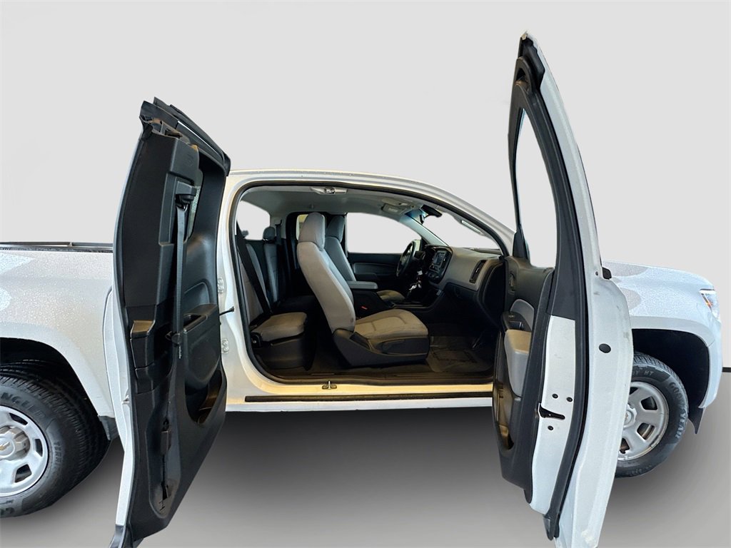 Used 2022 Chevrolet Colorado W/T image 24