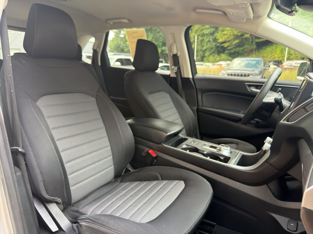 Used 2022 Ford Edge SE AWD/4WD image 21