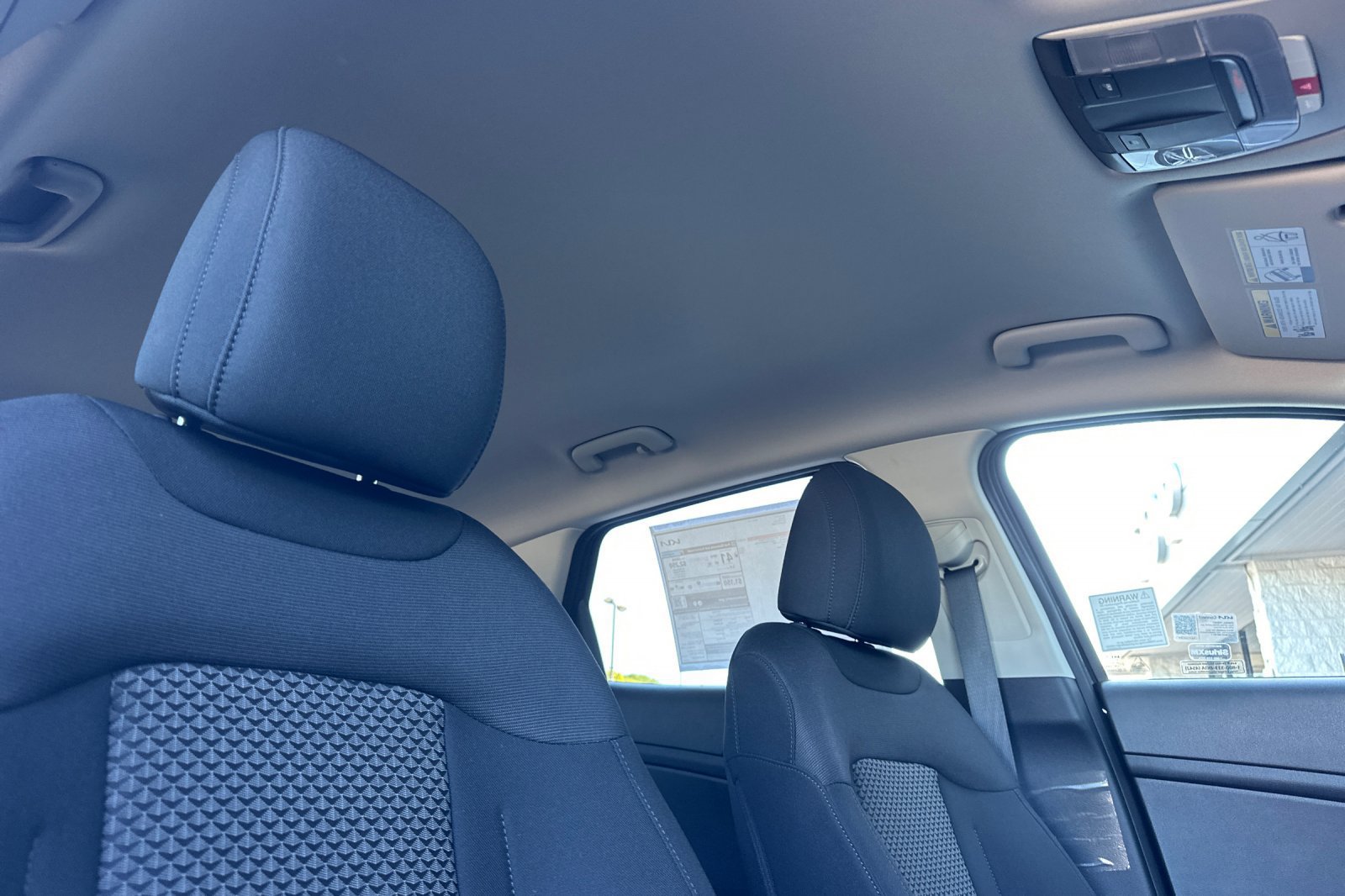 New 2027 Kia Sportage LX FWD image 17