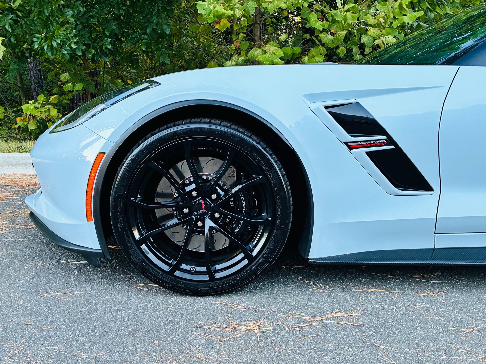 Used 2019 Chevrolet Corvette Grand Sport RWD image 9