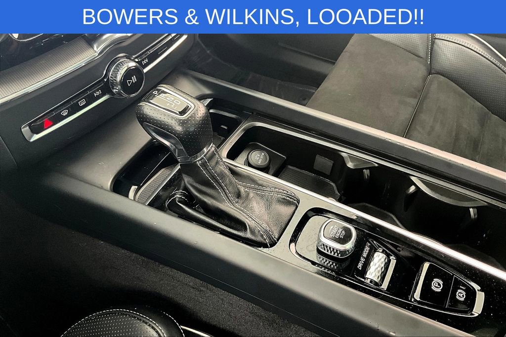 Used 2018 Volvo XC60 T6 R-Design w/ Convenience Package image 18
