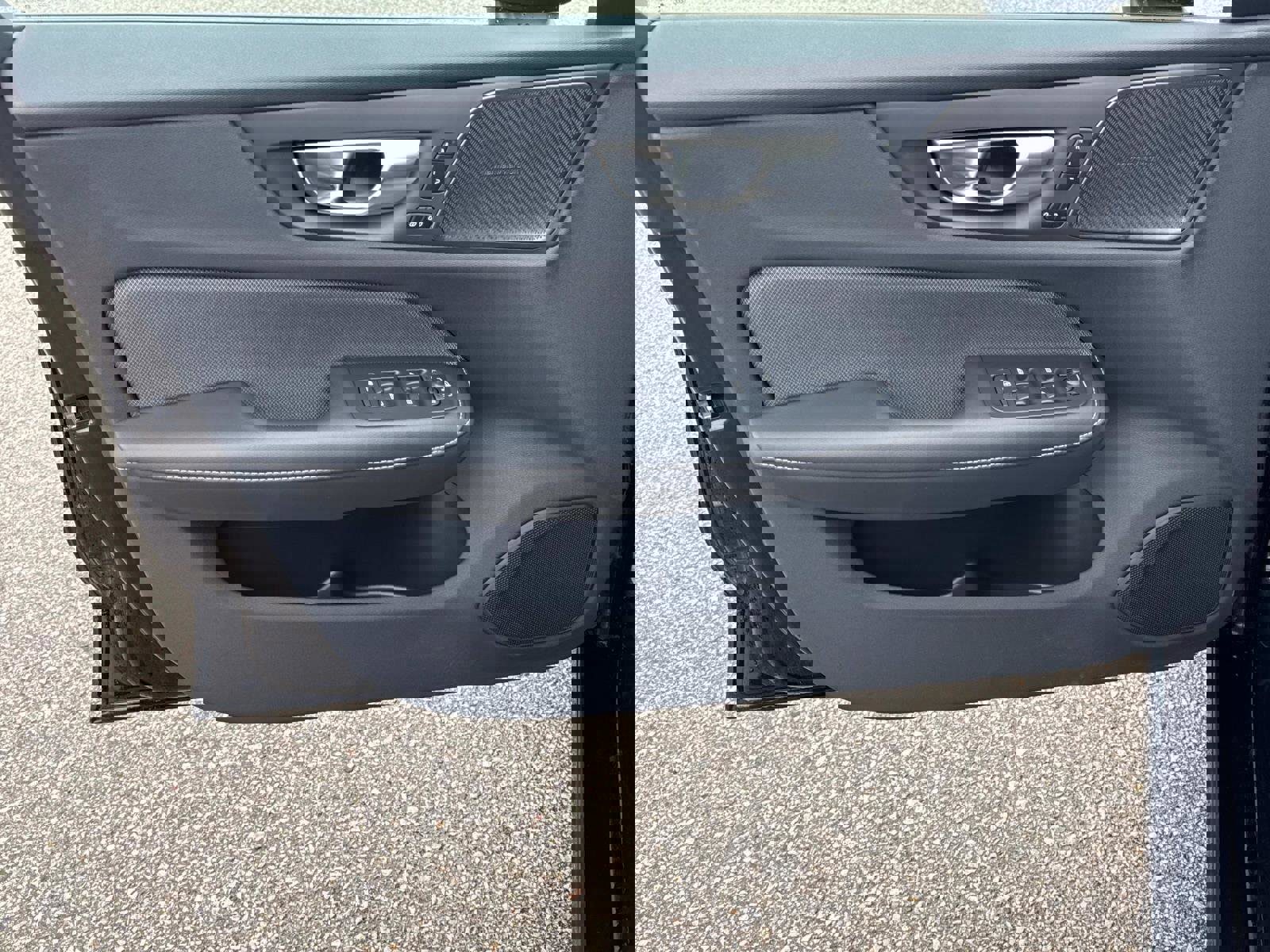 Certified 2024 Volvo S60 T8 Ultimate image 17