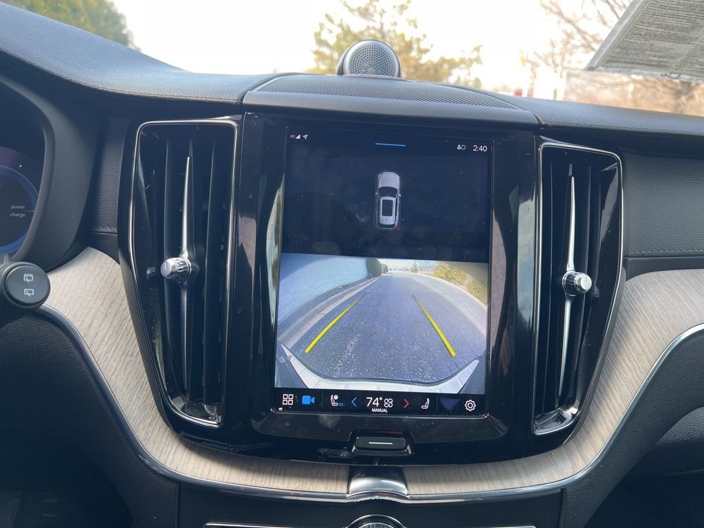 Used 2022 Volvo XC60 T8 Inscription image 21