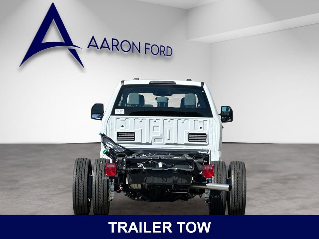 New 2026 Ford F550 4x4 Crew Cab image 4