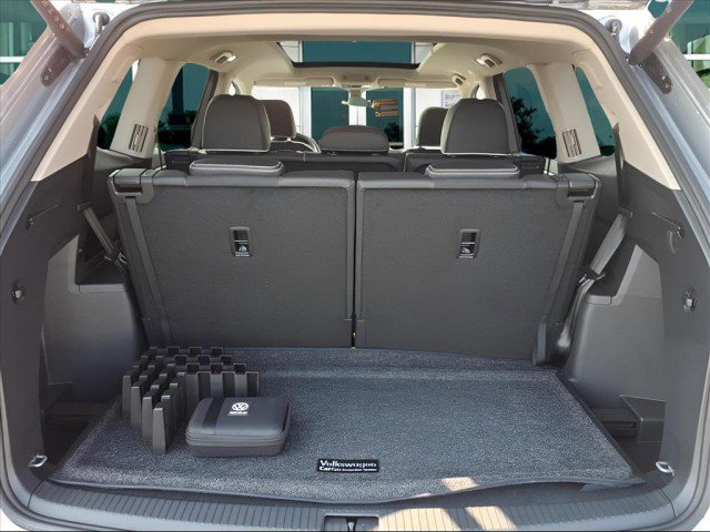 New 2026 Volkswagen Atlas SEL Premium R-Line image 9