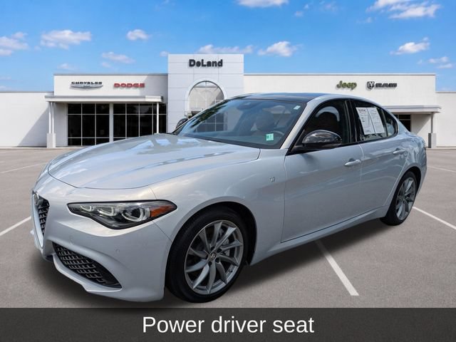 Used 2024 Alfa Romeo Giulia Ti RWD image 10