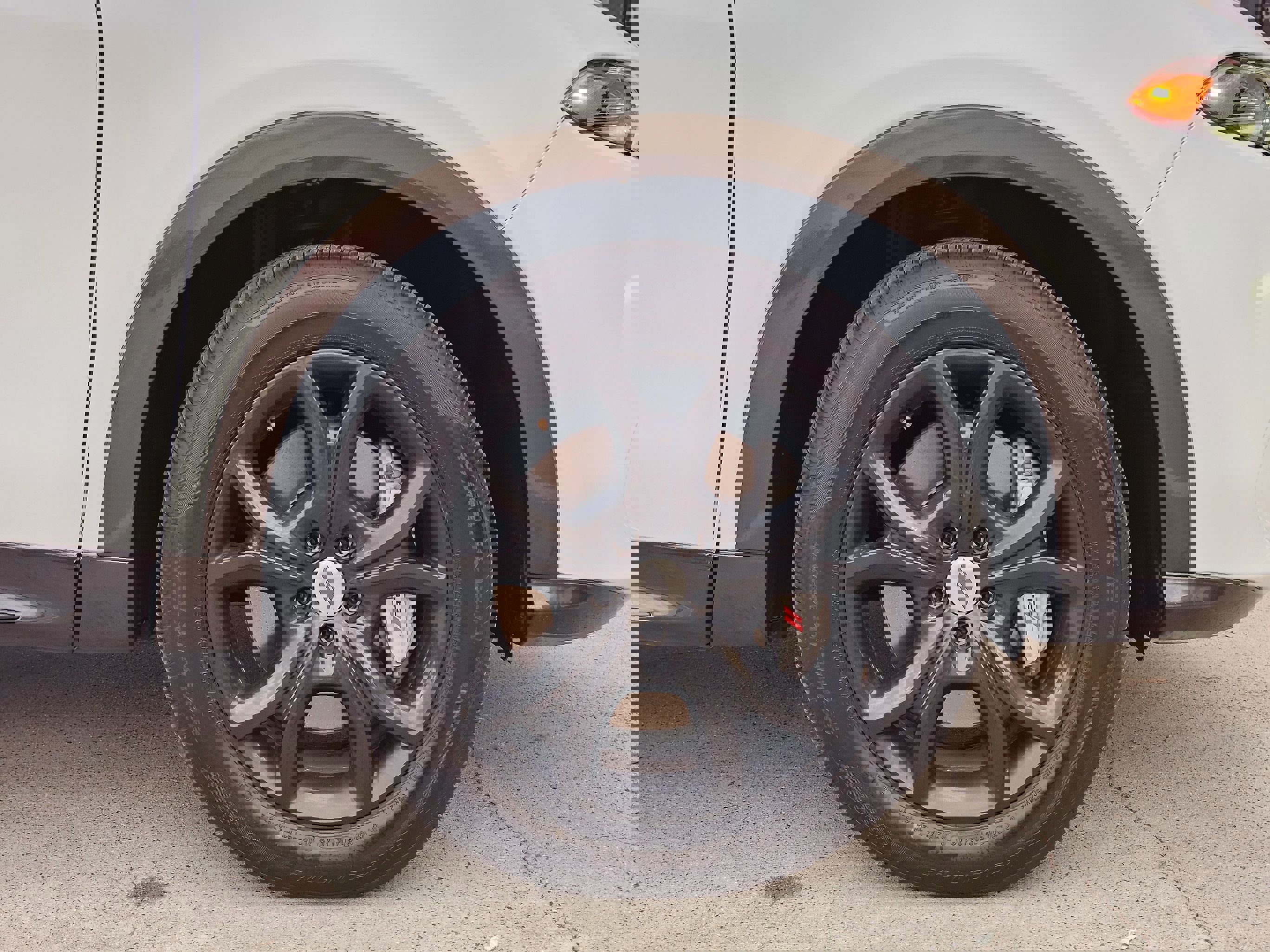 Used 2024 Dodge Hornet R/T w/ R/T Blacktop Package image 11