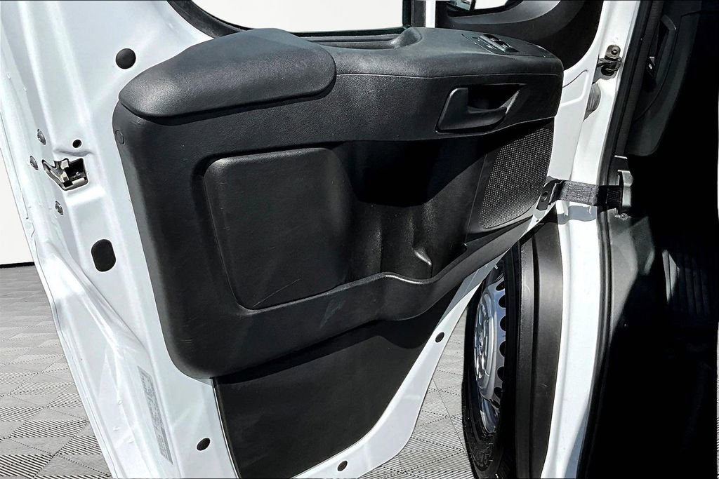 Used 2024 RAM ProMaster 2500 FWD image 17