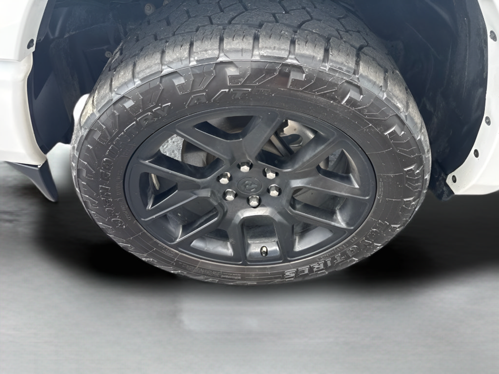 Used 2022 RAM 1500 Laramie AWD/4WD image 8