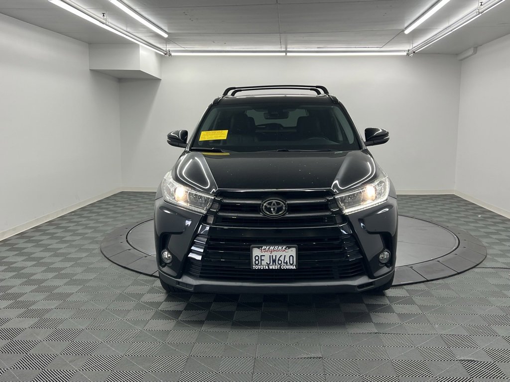 Used 2018 Toyota Highlander SE image 6