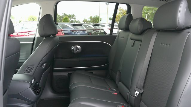 New 2026 Hyundai Ioniq 9 SEL image 7