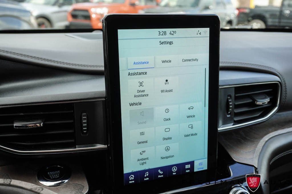 Used 2022 Ford Explorer Platinum w/ Equipment Group 601A image 34