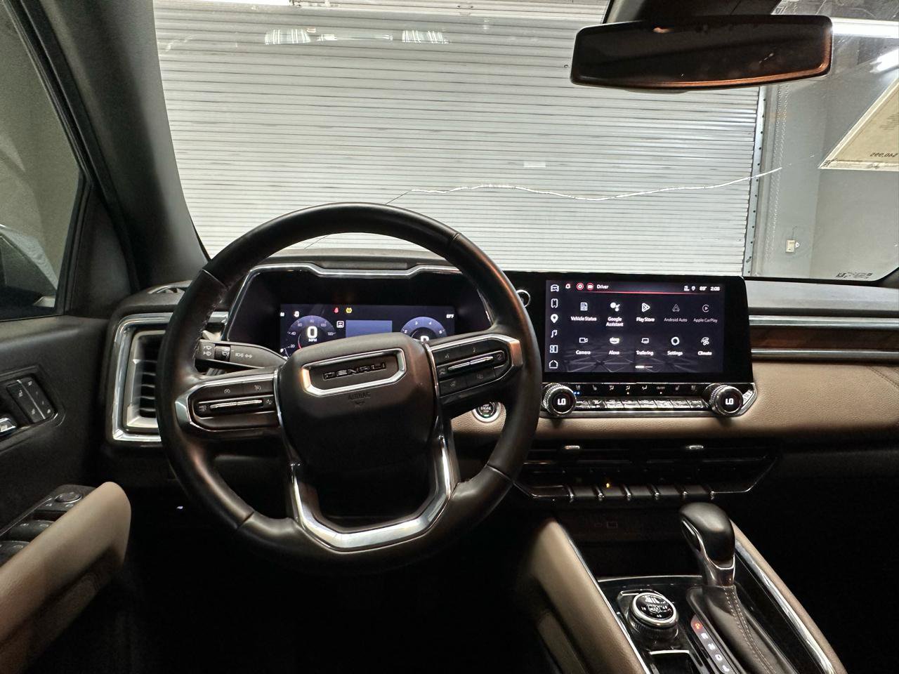 Used 2024 GMC Canyon Denali w/ LPO, Denali Black Edition AWD/4WD image 11