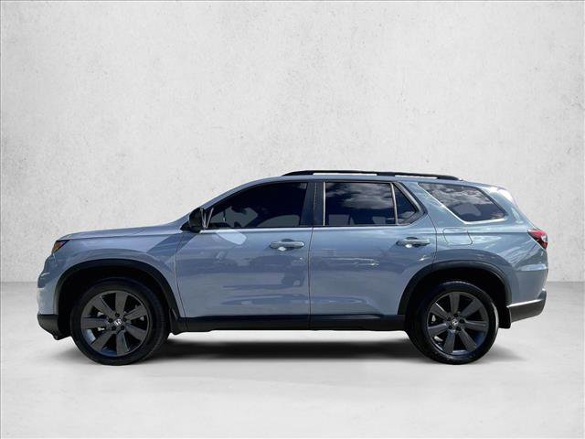Used 2025 Honda Pilot Sport image 6