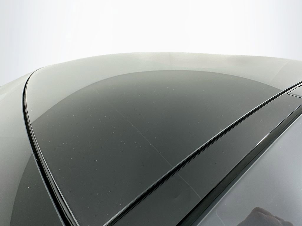 New 2025 Porsche Taycan image 14