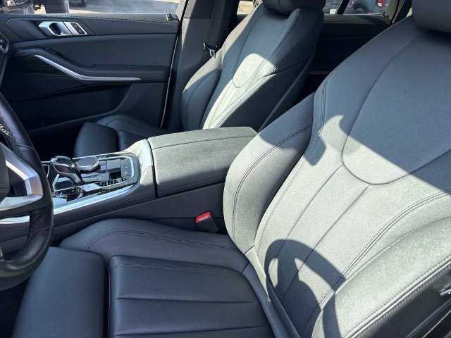 Used 2020 BMW X5 xDrive40i w/ Convenience Package AWD/4WD image 28