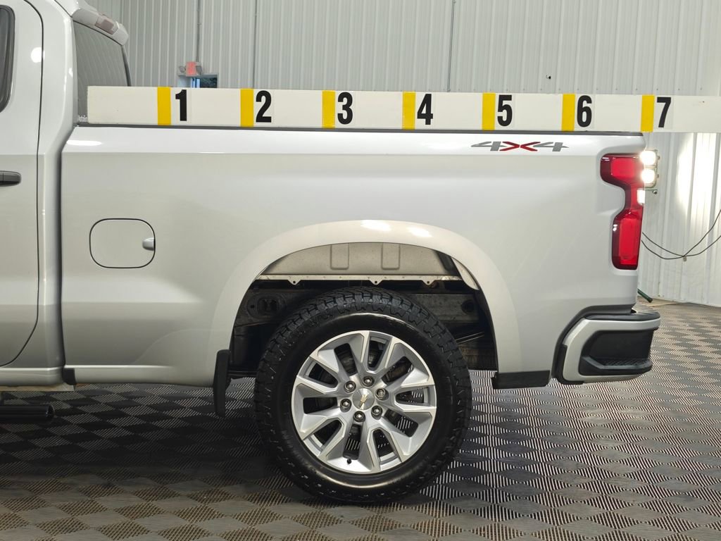 Used 2022 Chevrolet Silverado 1500 Custom image 23