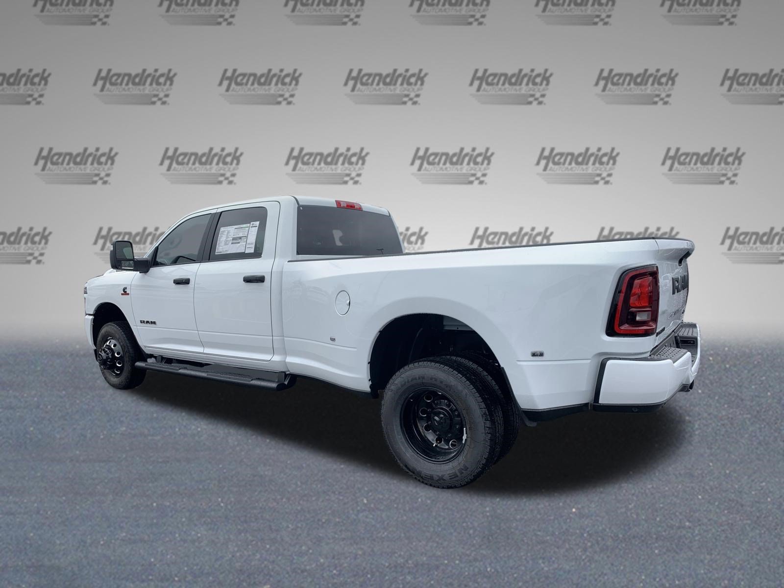 New 2026 RAM 3500 Big Horn AWD/4WD image 6