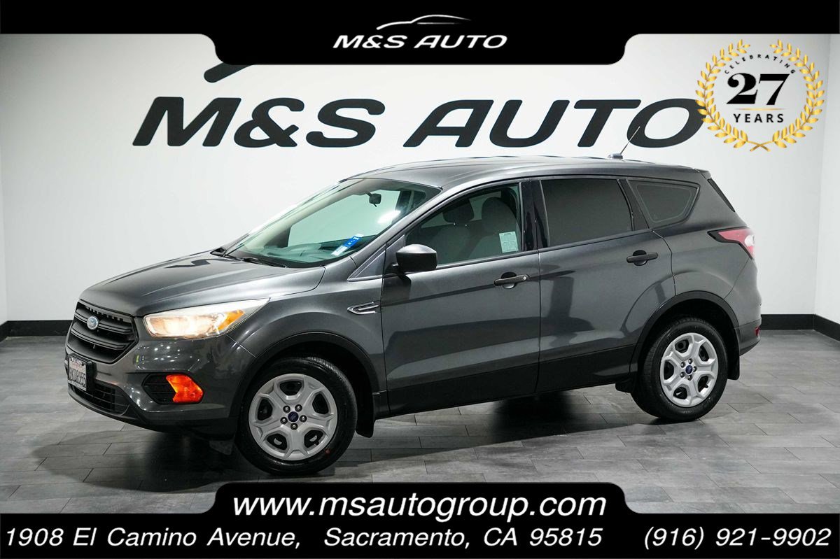 Used 2017 Ford Escape S image 1