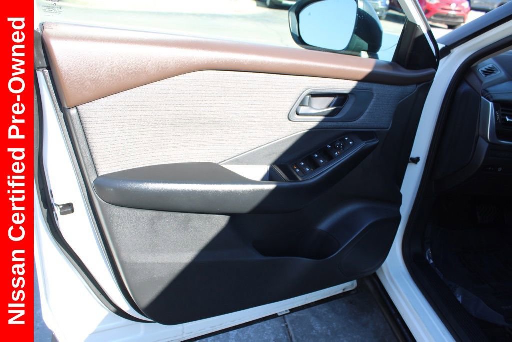 Certified 2023 Nissan Rogue S image 18