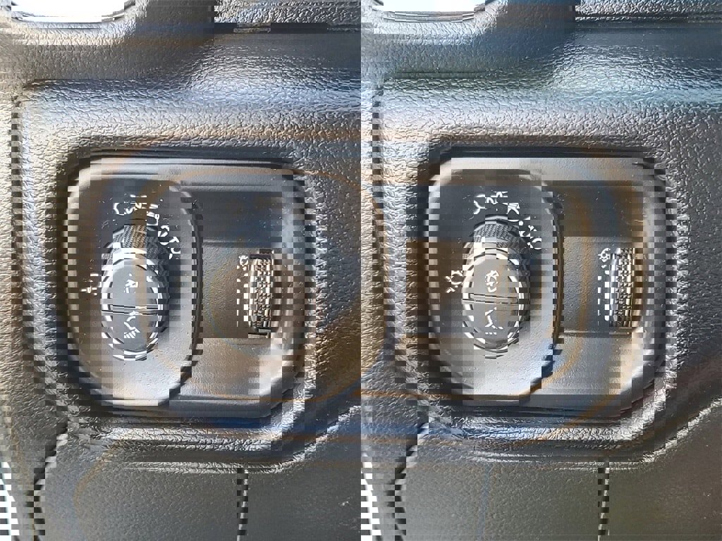 Used 2024 RAM 2500 Big Horn image 21