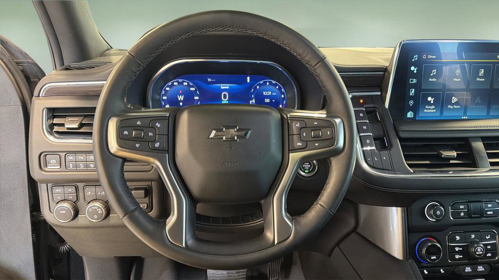 Used 2024 Chevrolet Suburban Z71 w/ Luxury Package image 25