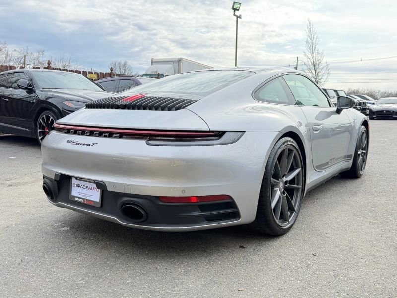 Used 2023 Porsche 911 Carrera T image 5