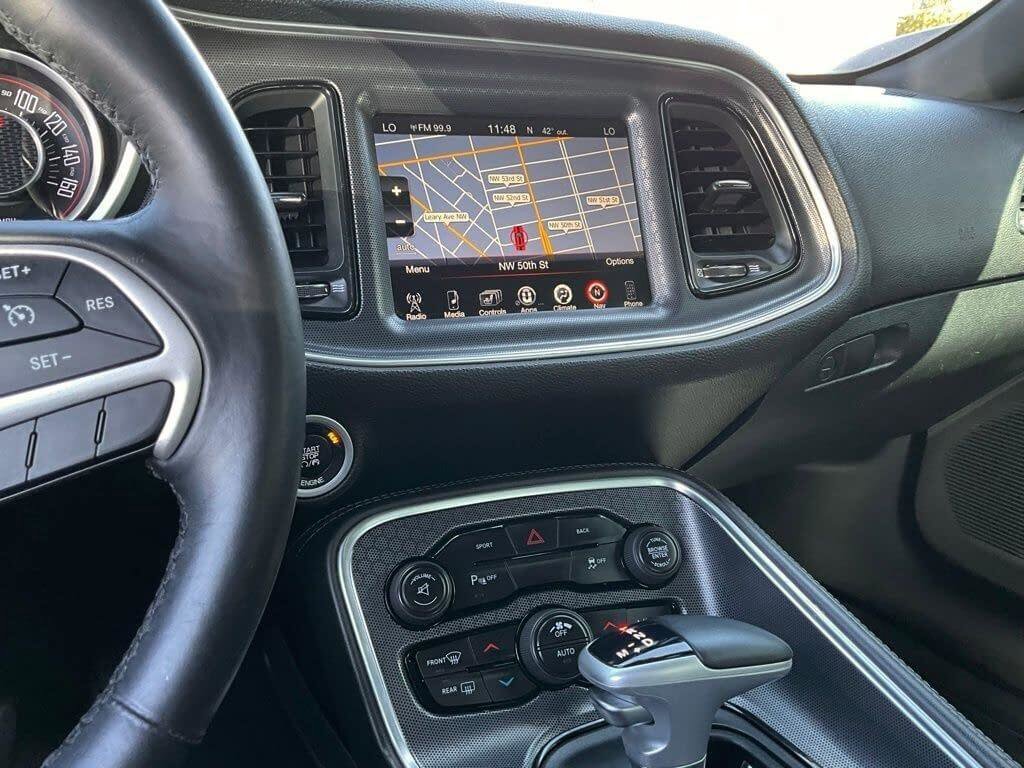 Used 2015 Dodge Challenger SXT Plus image 16