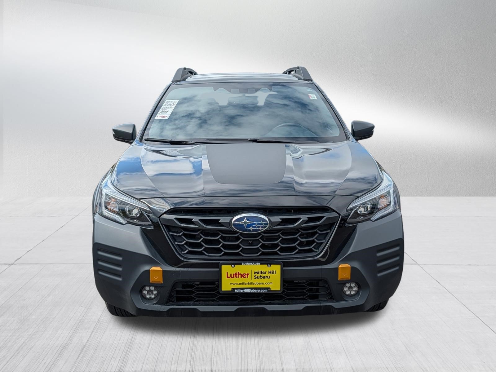 Used 2023 Subaru Outback Wilderness AWD/4WD image 2