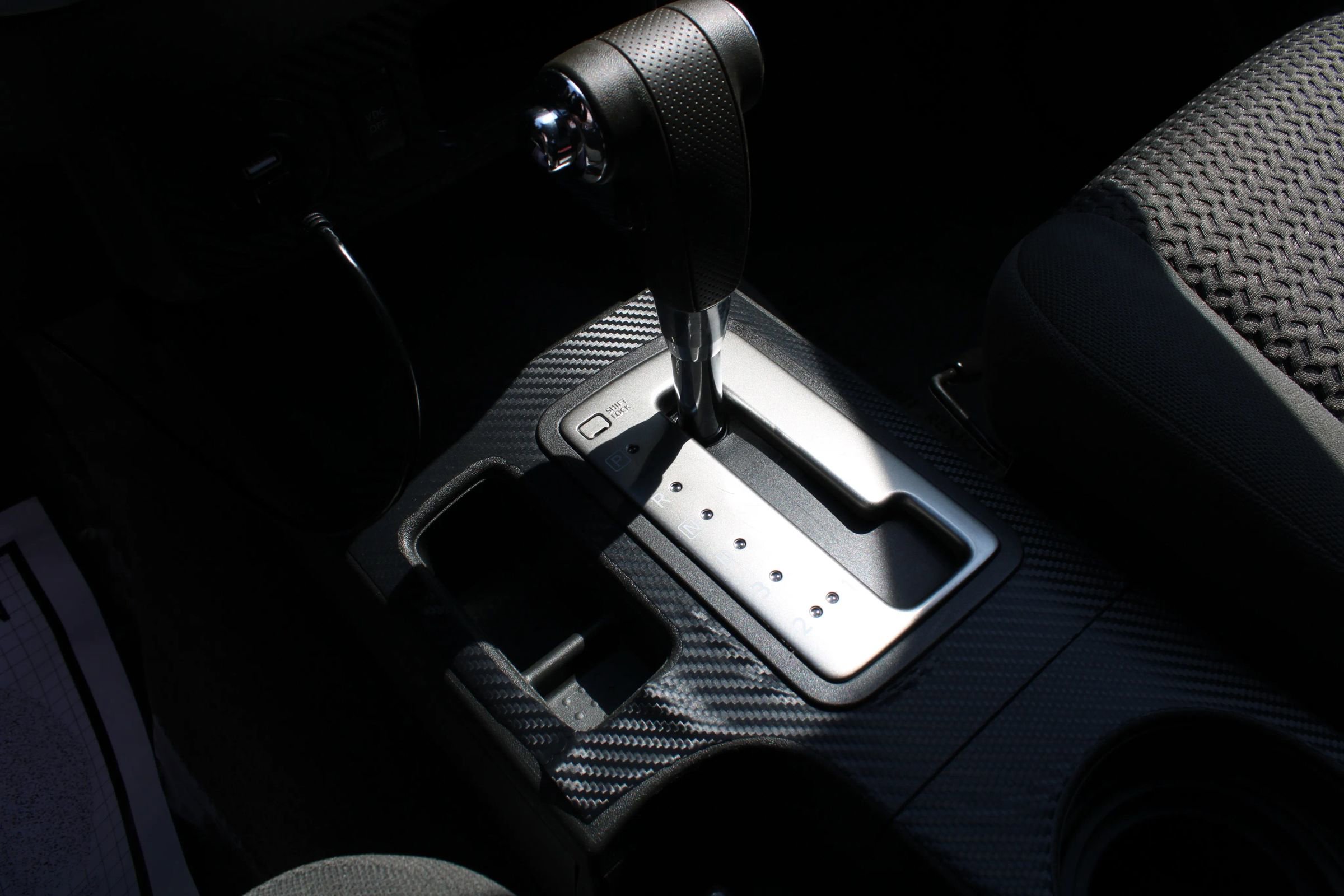 Used 2010 Nissan Frontier SE w/ SE Value Truck Pkg image 11